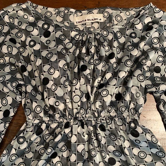 Costa Blanca Dress/Tunic in super soft satin material excellent condition - Picture 3 of 5